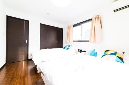 Yahiro 4-Chome House 2F,3F โตเกียว ภายนอก รูปภาพ